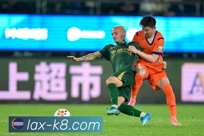 詹姆斯五项数据登顶历史首位 41分11篮板1米85后卫复制哈登壮举